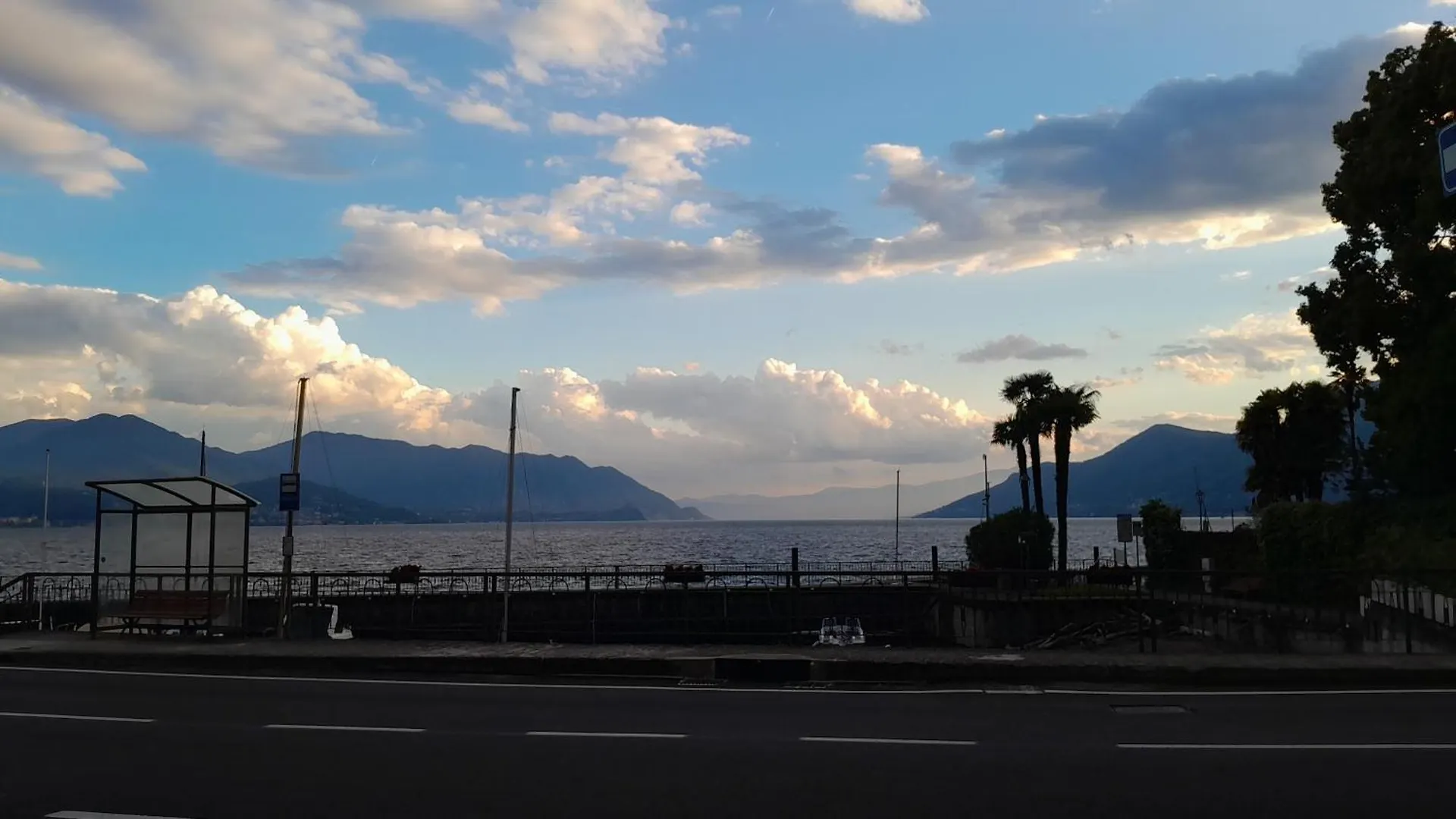 Casa Di Luce Διαμέρισμα Maccagno Ιταλία